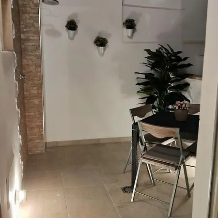 Dimora Flo Apartmán