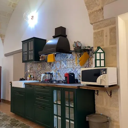 Dimora Flo Apartman *